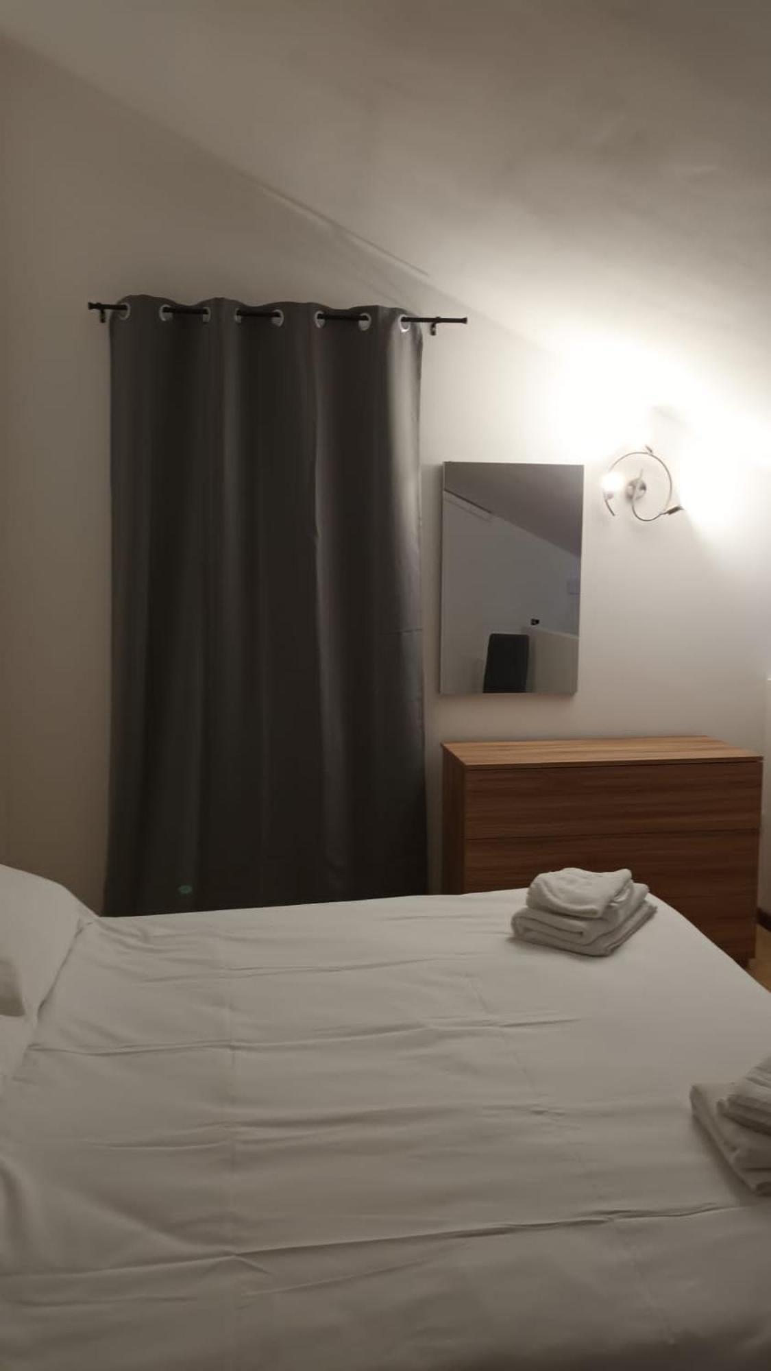 리보르노 Casa N 1 Con Parcheggio Privato E Colonnina Ricarica 아파트 외부 사진