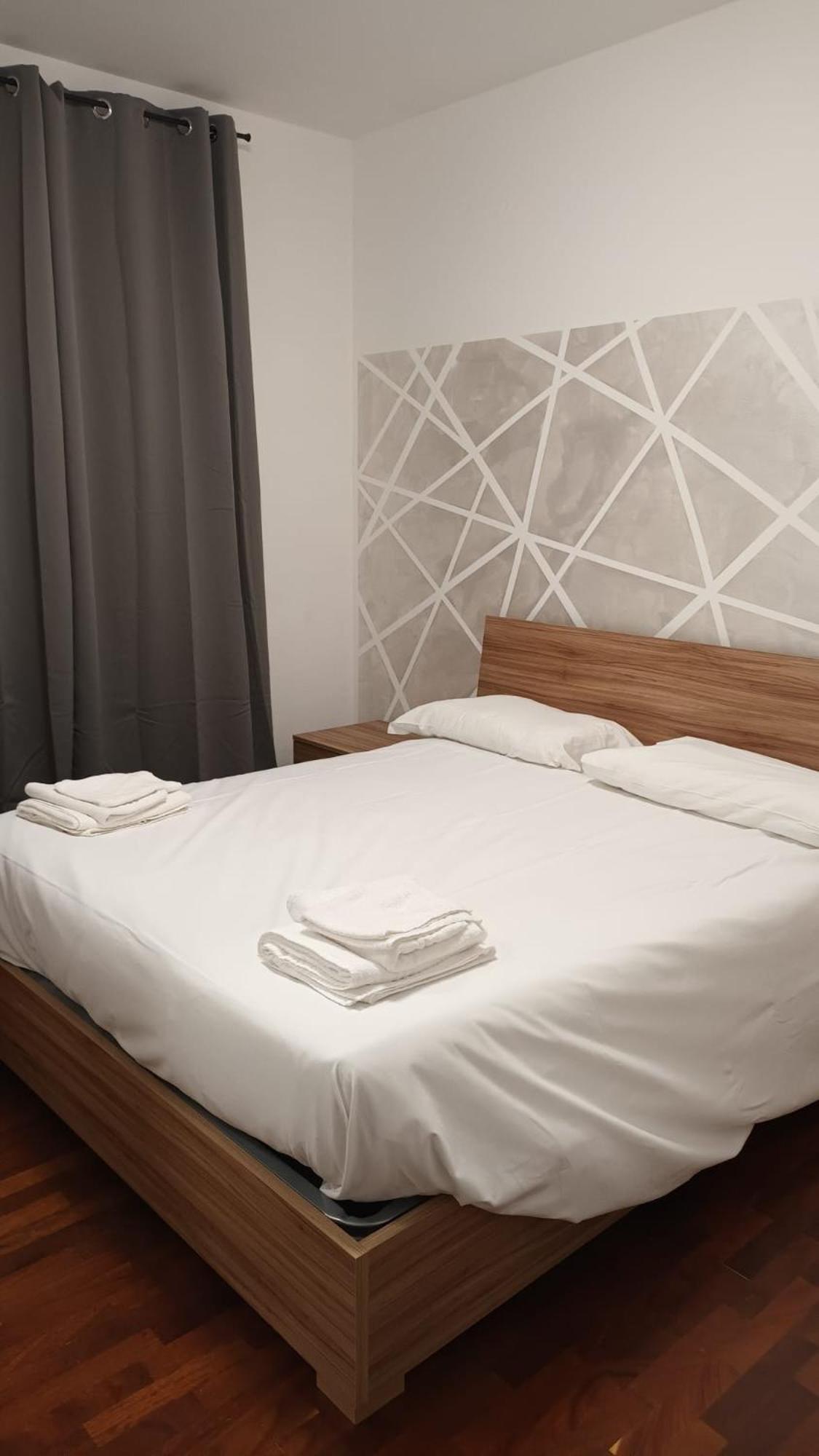 리보르노 Casa N 1 Con Parcheggio Privato E Colonnina Ricarica 아파트 외부 사진